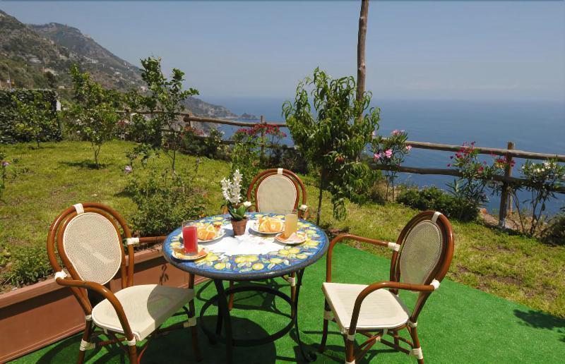 Locanda Degli Dei Праяно Екстериор снимка