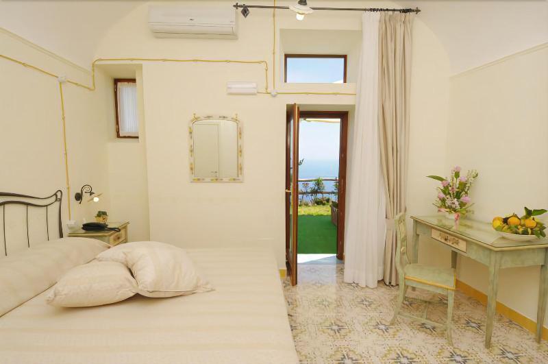 Locanda Degli Dei Праяно Екстериор снимка