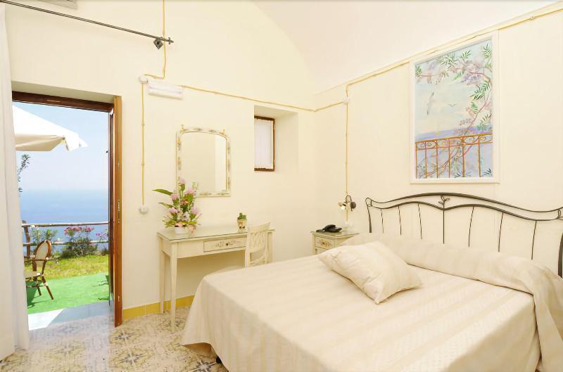 Locanda Degli Dei Праяно Екстериор снимка