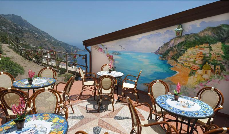 Locanda Degli Dei Праяно Екстериор снимка
